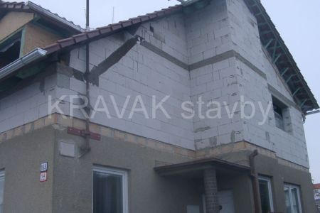 rekonstrukce RD_01_Brno venkov_20051125Hotová střecha 1  MOR.jpg