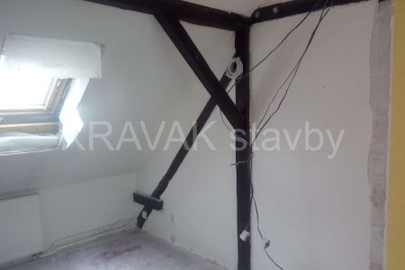 rekonstrukce pudy, vestavba_01_Brno venkov_02_20180626_145247_283b_TRN_  283b  TRN4.jpg