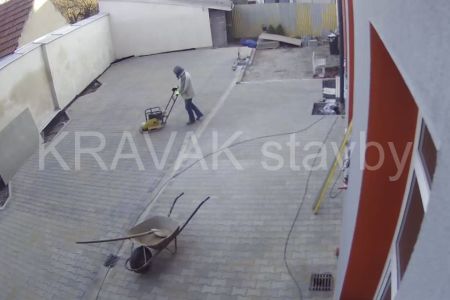 zamkova dlazba_01_20181129_55_13.52hod_rous_dvur_video casosber DVUR.jpg