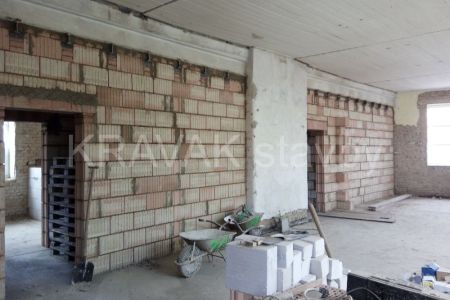 rekonstrukce bytovy dum_01_Brno venkov_20151116_105653_Rousinov stavba .jpg