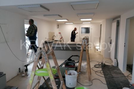 rekonstrukce interier_01_PV_20220204_135943  305  kvetinarstvi.jpg